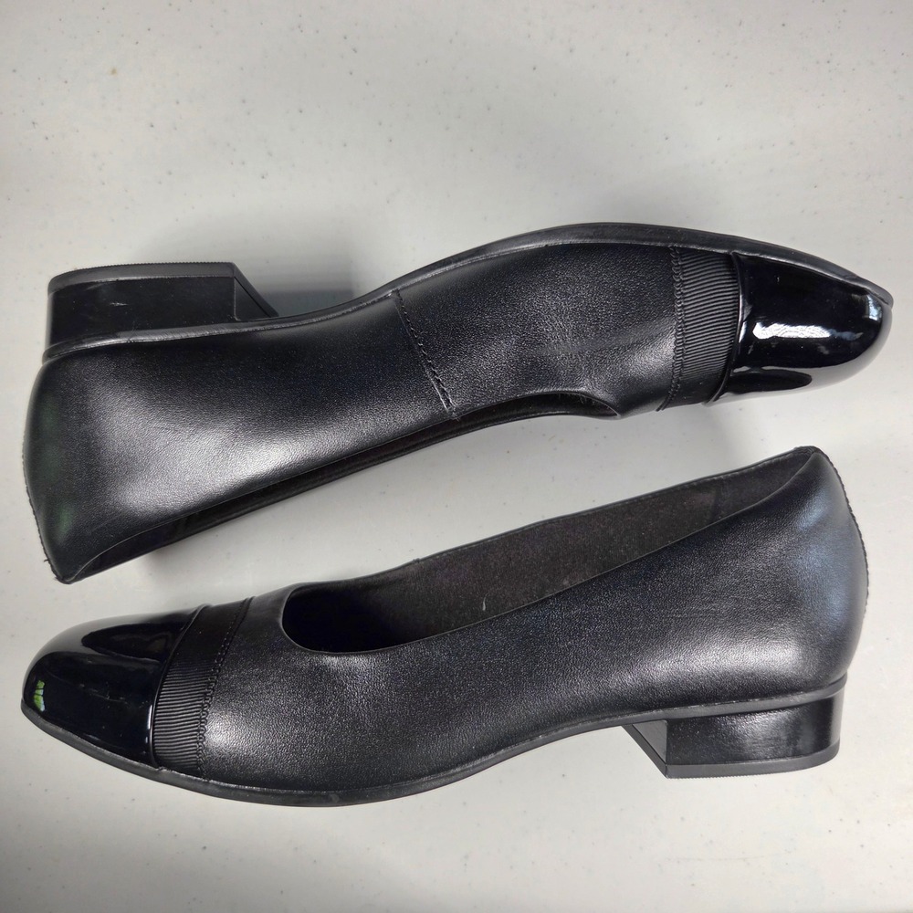 Clarks Collection Black Leather Cap Toe Pump Ultimate Comfort Blk Heel 7.5M NWOB - Picture 3 of 9